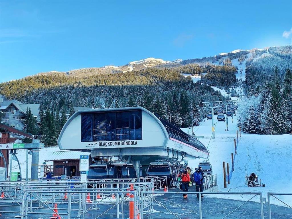 Powderhorn By Whistler Blackcomb Vacation Rentals Bagian luar foto