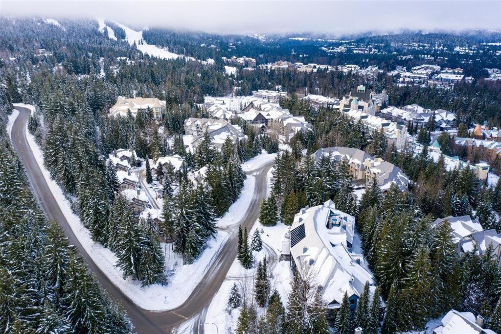 Powderhorn By Whistler Blackcomb Vacation Rentals Bagian luar foto
