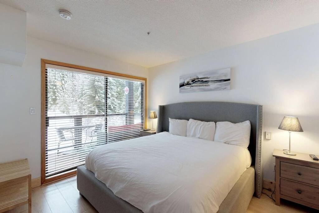 Powderhorn By Whistler Blackcomb Vacation Rentals Bagian luar foto