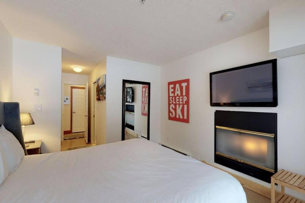Powderhorn By Whistler Blackcomb Vacation Rentals Bagian luar foto